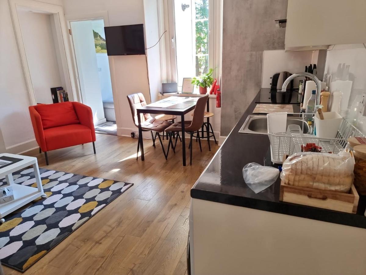Charming Victorian Apartment, Close To Centre Инвернес Екстериор снимка